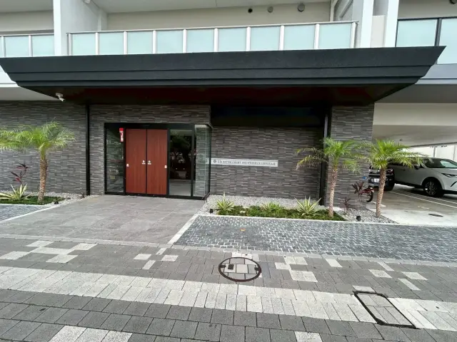 ワイズ上之屋入口
