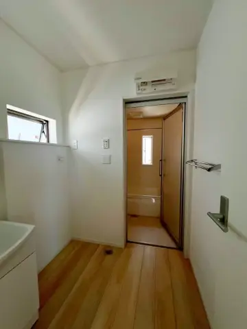 糸満新垣建売2号棟　脱衣所