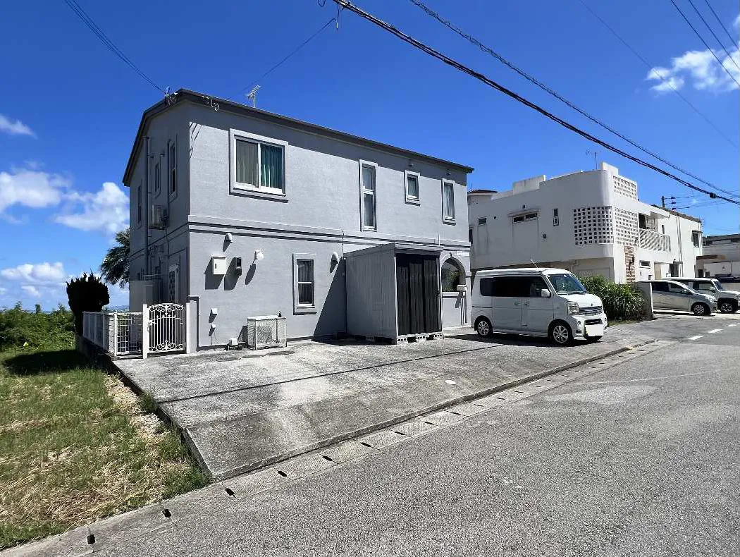 読谷村長浜売家外観