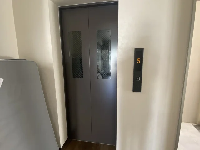 エレベーター